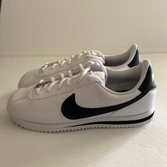 NIKE White Cortez Sneakers Big Kid 5 - Picture 4 of 11